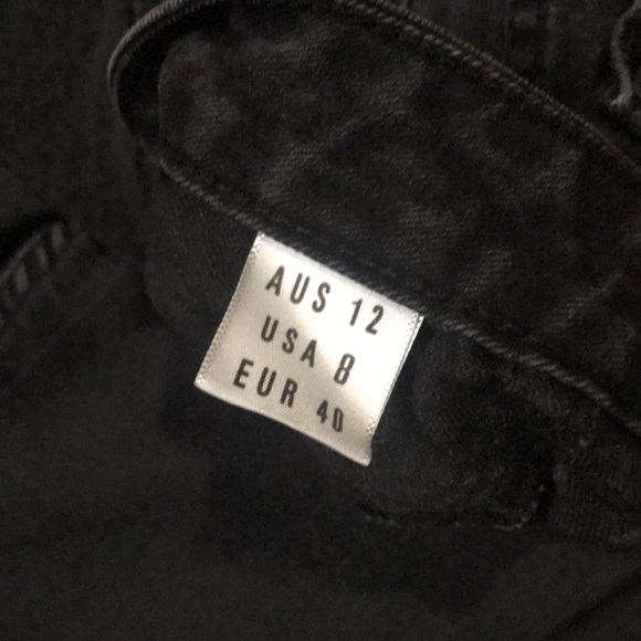 Black Jeans - Picture 3 of 3